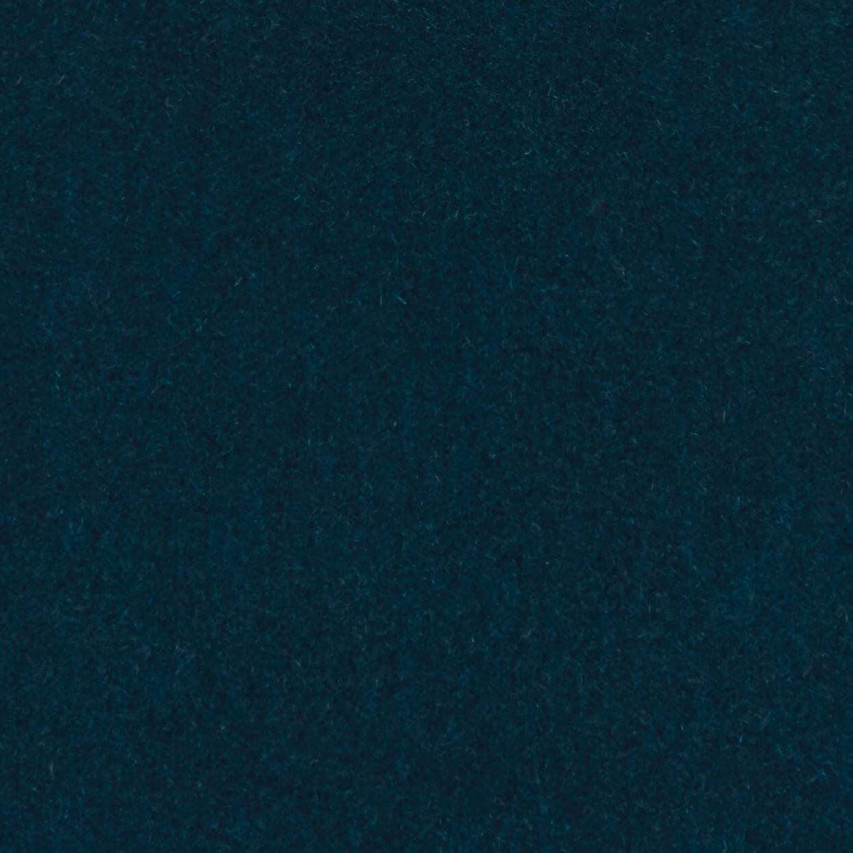 Valencia_3295_044_MoodIndigo_LCrop_Opt