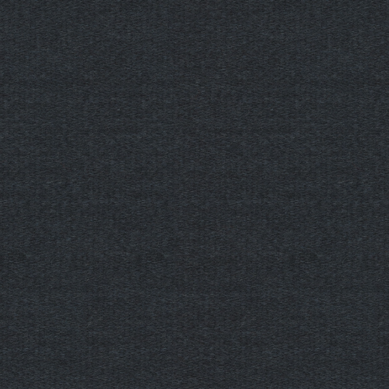 Vivid_3523_040_Midnight_LCrop_Opt