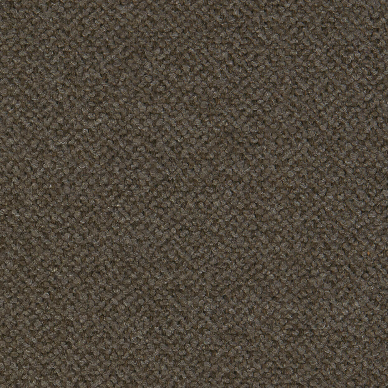 Chunky_3551_012_Taupe_LCrop_OPT